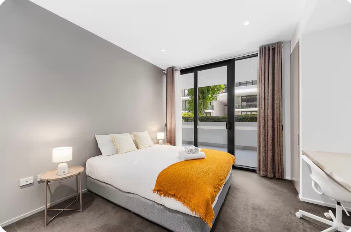 2BR apartment in Mascot