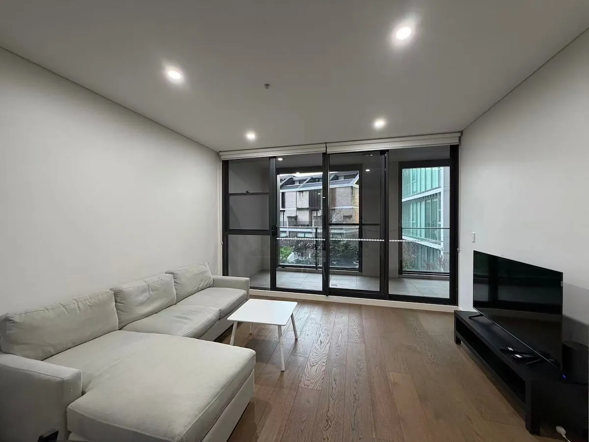 Green Square近车站全家具两房两卫