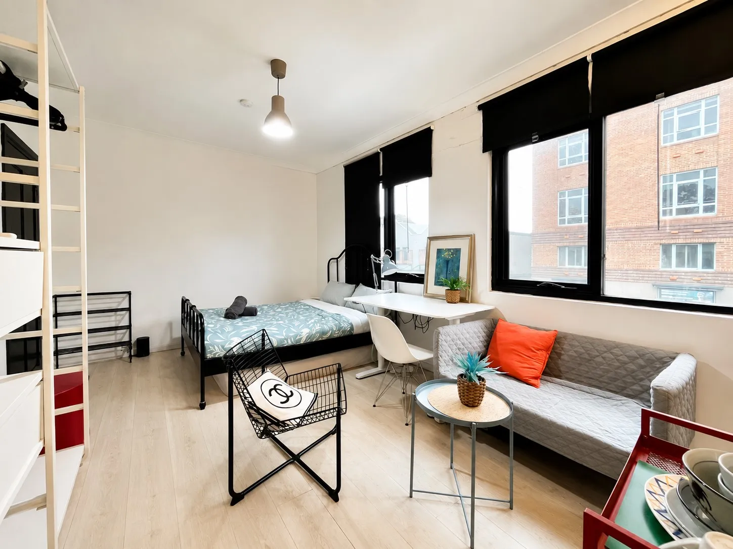 83 King St 3