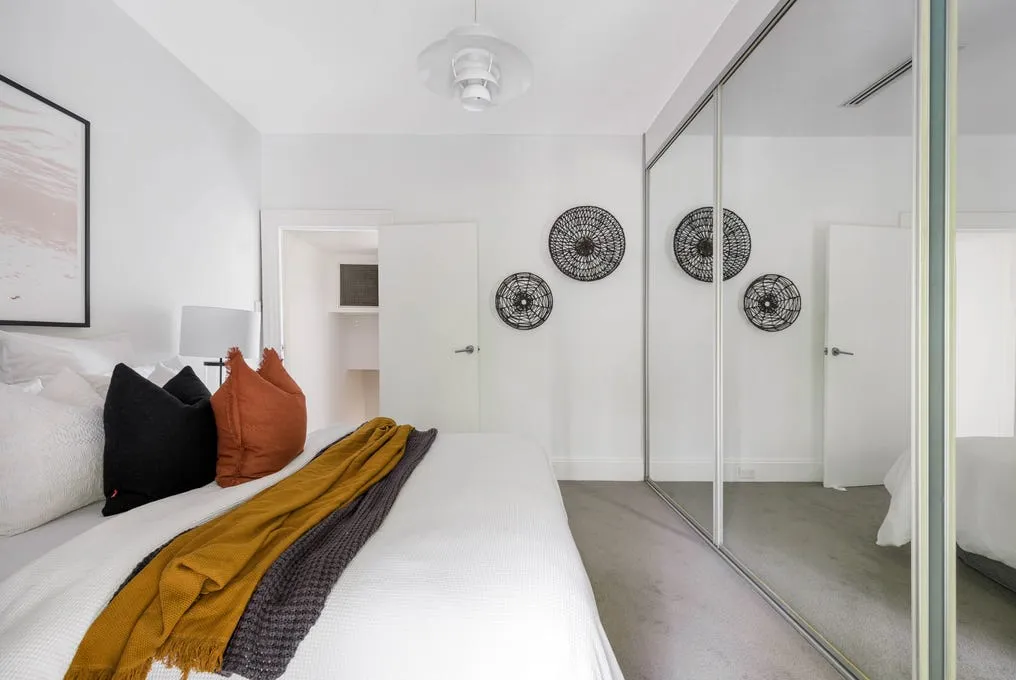348 Botany Rd 3