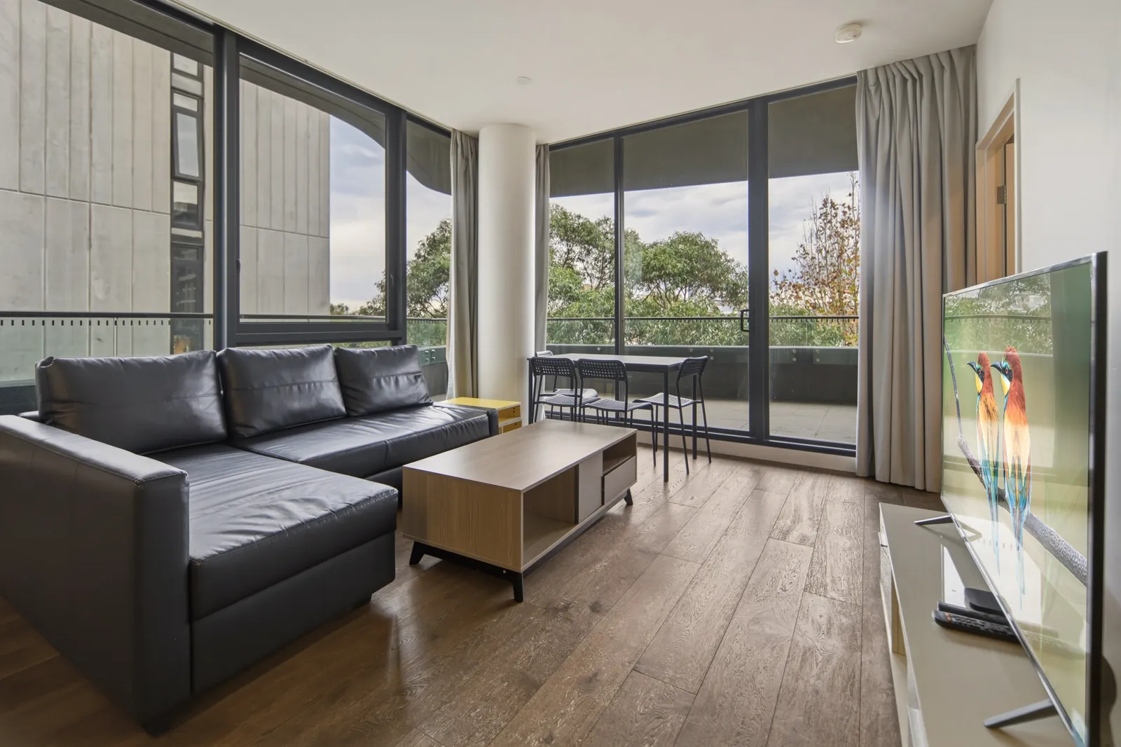 Furnished 2-bed, 2-bath apartment with large balcony in Waterloo
