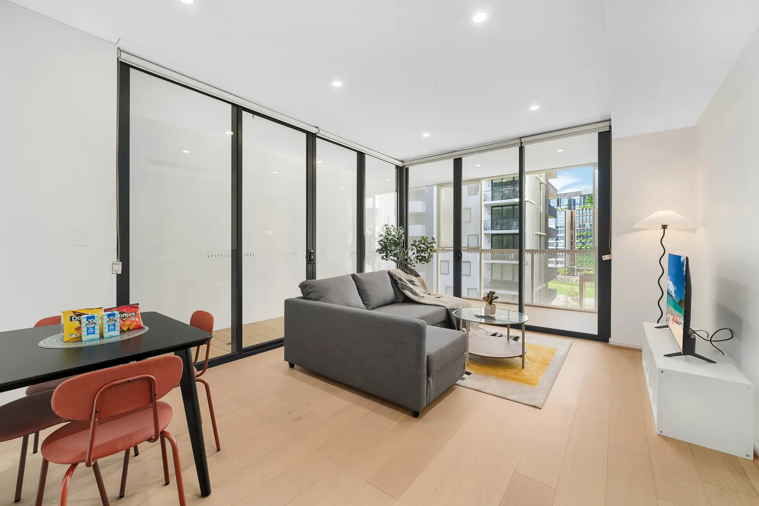12 Paul St 2