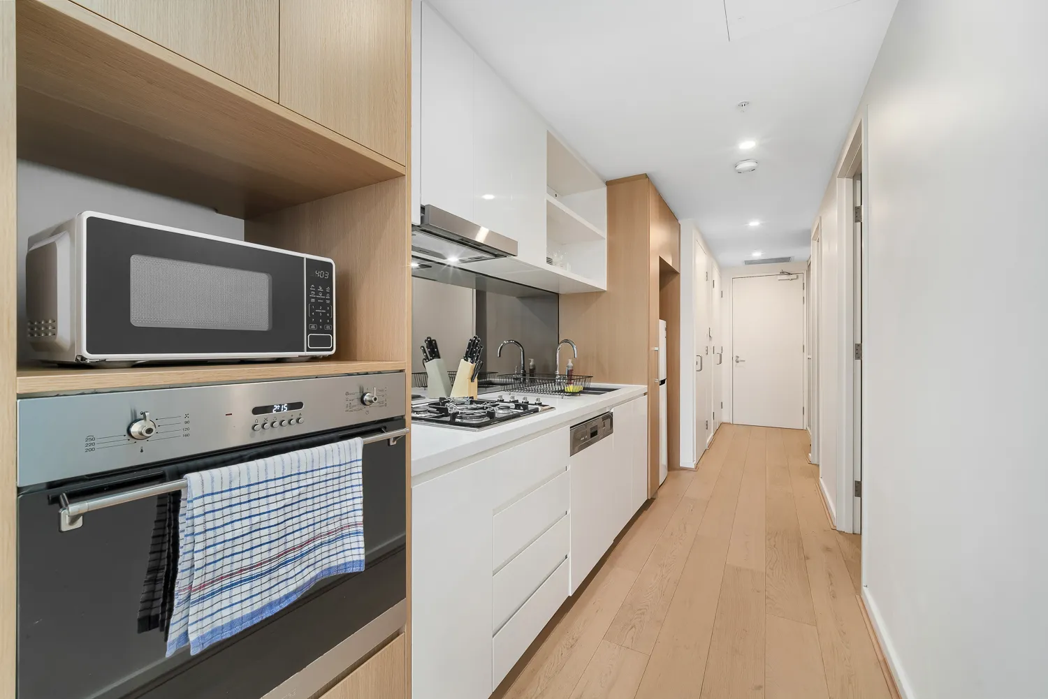 12 Paul St 4